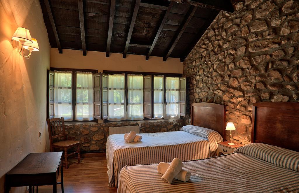 Casas Rurales La Tahona De Besnes Pension Alles Buitenkant foto